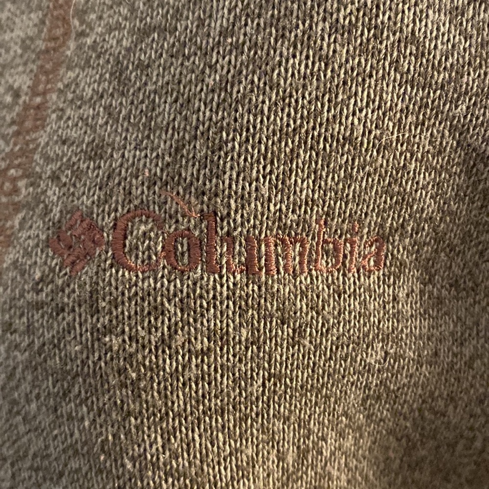A army green Columbia jacket - Picture 3 of 5